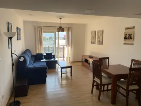 Piso en calle Río Sena, 8