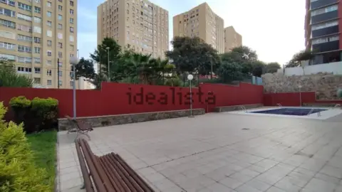 Piso en Avenida de Juan Carlos I, 11