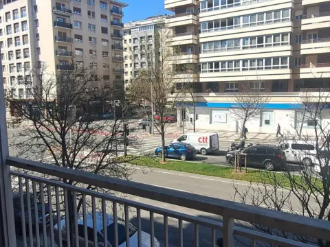 Piso en Avenida de Bayona, 7