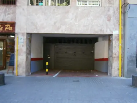 Garaje en Rambla de l'Onze de Setembre, nº once