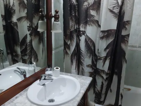 Piso en calle del Cardenal Gil de Albornoz, 1