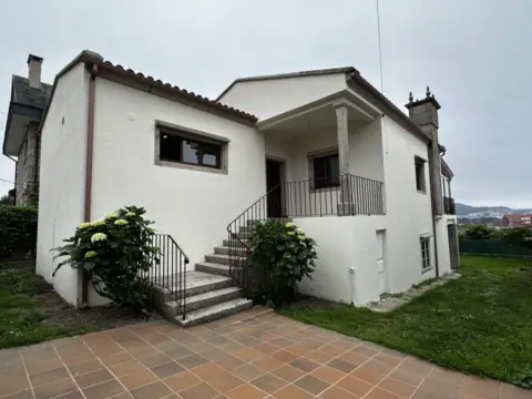 Chalet unifamiliar en Avenida de la Romana, 1