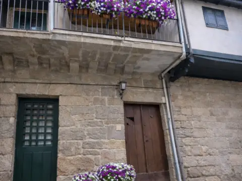 Casa adosada en calle de los Fornos, 2