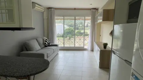 Piso en Carrer del Torrent de la Sínia, 12