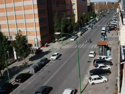 Piso en Avenida de Reina Mercedes, 33