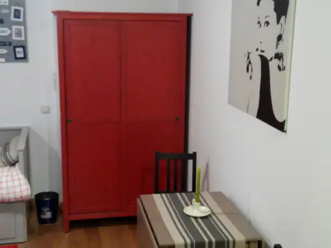Estudio en calle del Salvador, 20