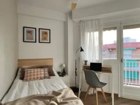 Habitación en calle de San Mateo, 12