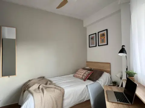 Habitación en calle de San Mateo, 12