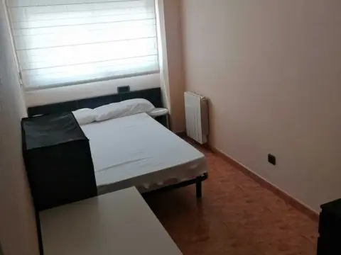 Habitación en Carrer de Bruguers, 14