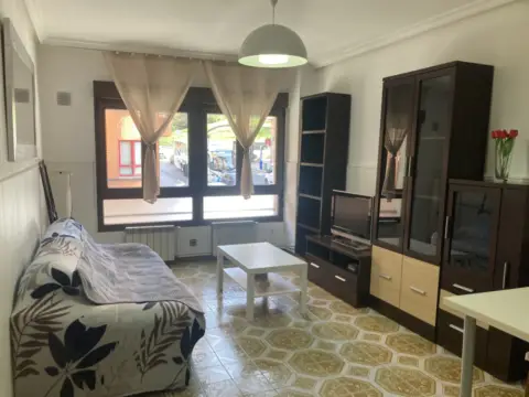 Apartamento en calle de Fuertes Acevedo, 104