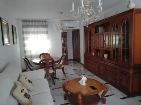 Piso en calle Corto Maltés,  10