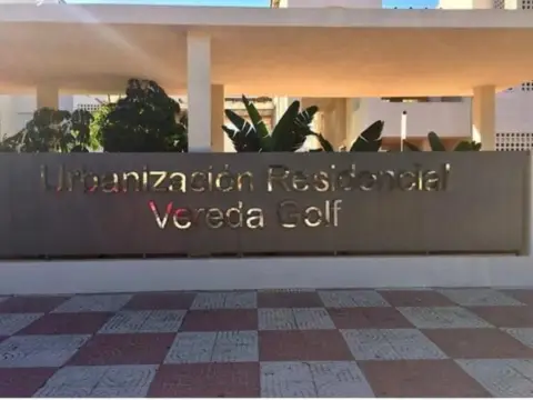 Piso en Avenida Sabinar,  047