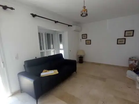 Piso en calle Santo Entierro, 19