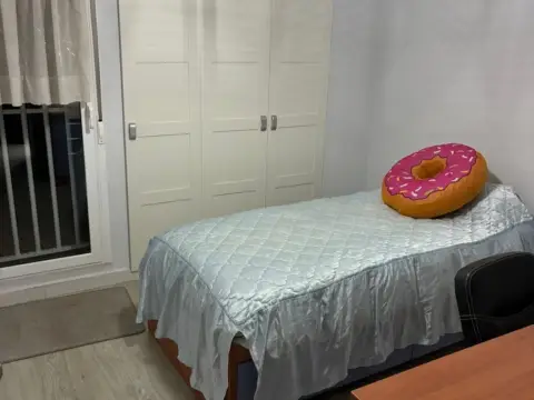 Piso en calle de San Isidro, 5