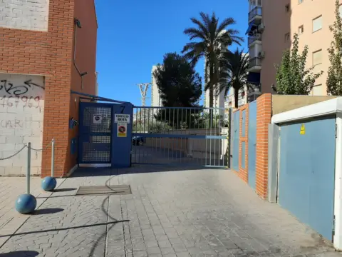 Garaje en Avinguda de la Marina Baixa, 7