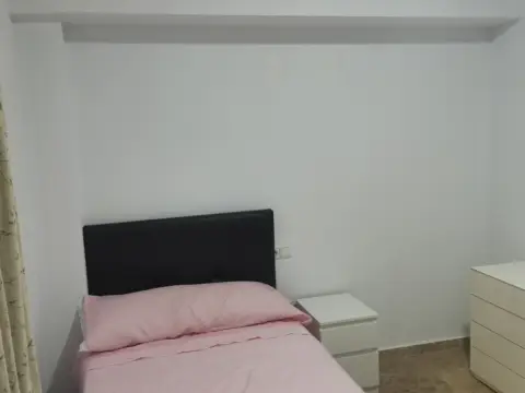 Habitación en calle de las Vides, 1