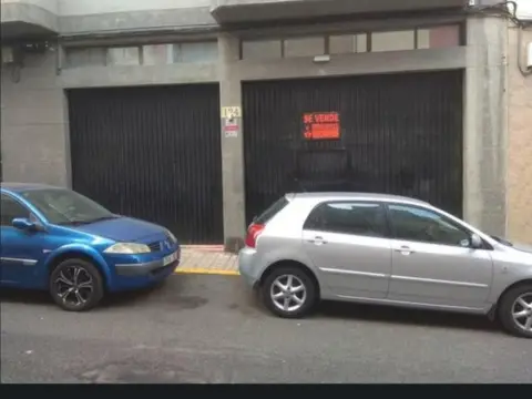 Local comercial en calle de la Batalla de Brunete, 124