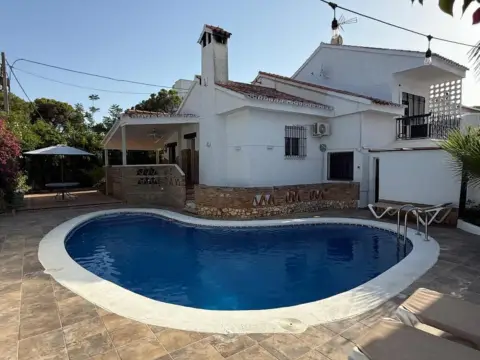 Chalet rústico en calle del Forestal, 8