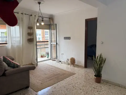 Piso en calle Concepción Rodríguez Garzón, 40