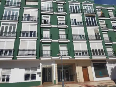 Piso en Paseo Marítimo, 36