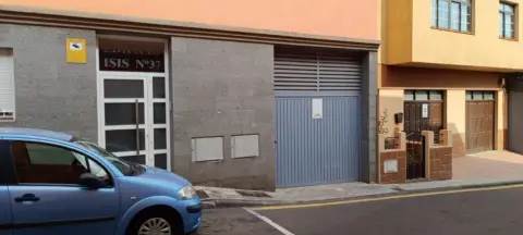 Garatge a Camino Margallo, 37
