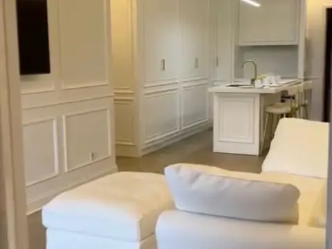 Piso en calle de Antonio López Aguado, 1