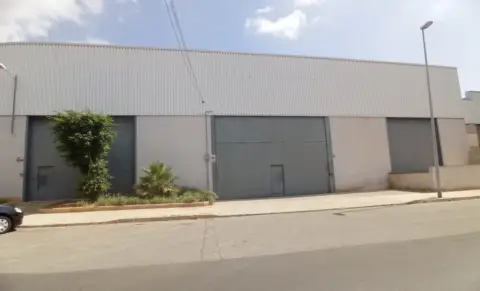 Nave industrial en calle de Andalucía, 42