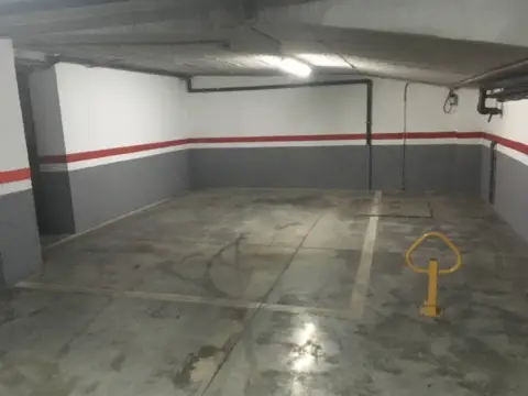 Garaje en calle Héroe de Sostoa, 51