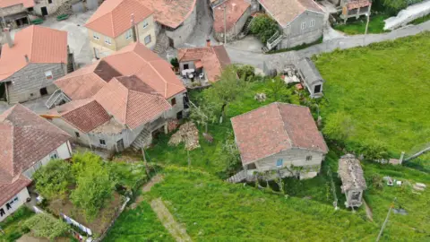 Casa rústica en Rúa Seoane, 1