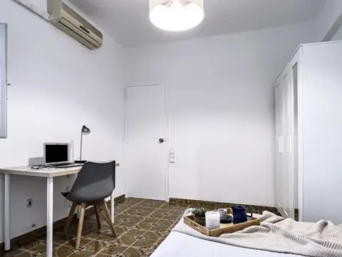 Habitación en calle del Doctor Buades, 80