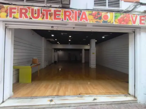 Local comercial en calle Miguel Moya, 10
