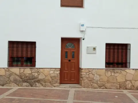 Casa unifamiliar en calle Pedro Luna, 1