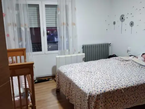 Piso en calle del Barrio Verde, 6