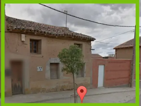 Single-family house in calle de los Huertos, 30