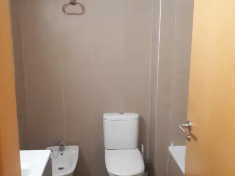 Piso en Avenida de la Reina Victoria Eugenia, 30