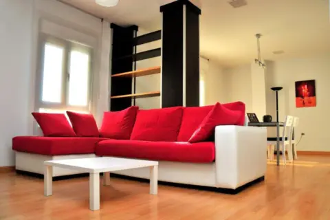 Piso en calle del Río Genil, 1