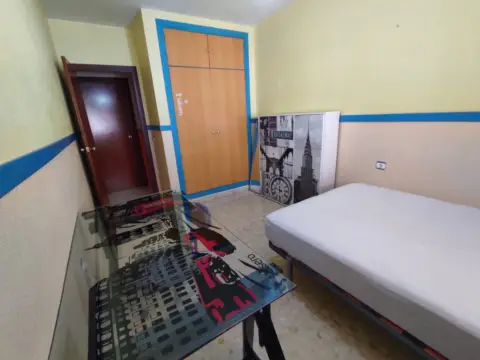 Room in calle de San Cristóbal, 4