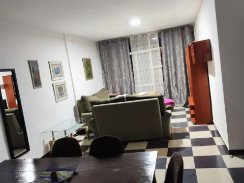 Piso en Avenida de Colón, 4