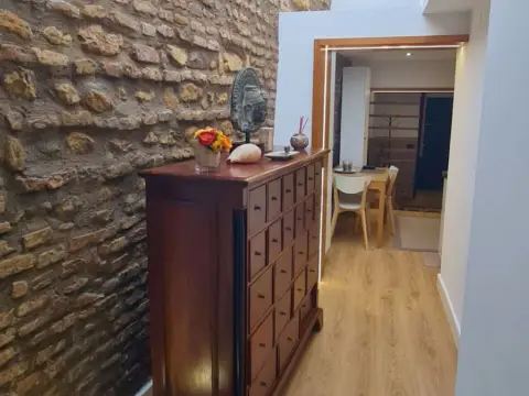 Casa adosada en Plaza de la Iglesia, 1