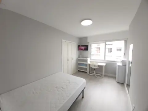 Habitación en calle de Otero Pedrayo, 1