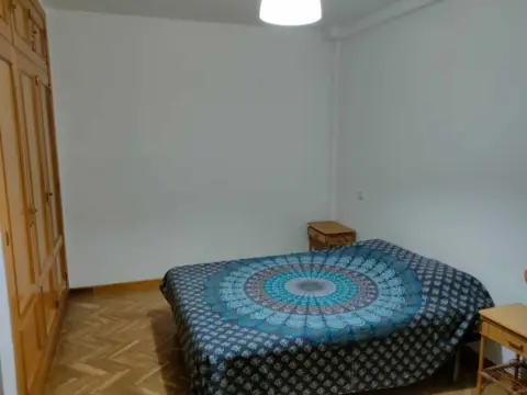 Habitación en Paseo de Albacete, 21