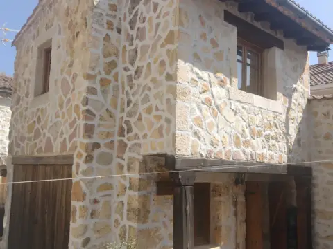 Casa rústica en Plaza del Teniente Coronel Félix Peña, 5