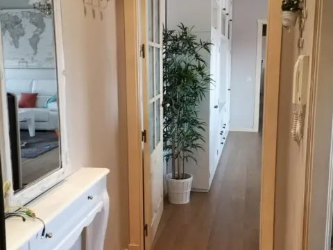 Piso en Avenida de Adolfo Suárez, 24