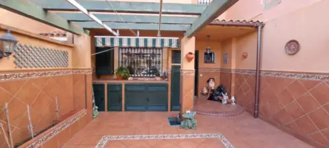 Casa adosada en calle Cielo, 3