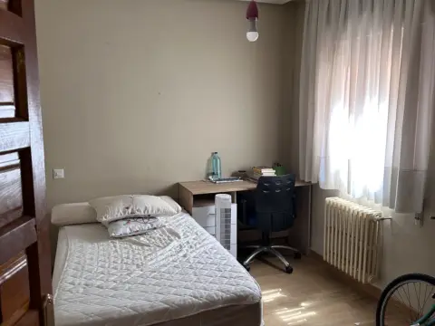 Piso en Ronda de la Pescadería, 11