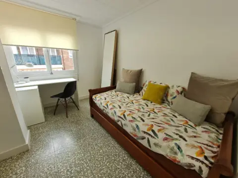 Piso en Carrer Espronceda, 27