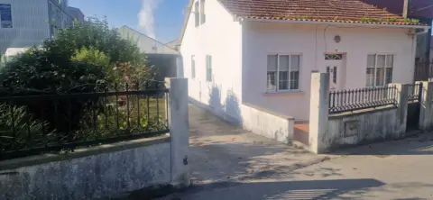 Casa unifamiliar en calle Veiga do Mar, 3
