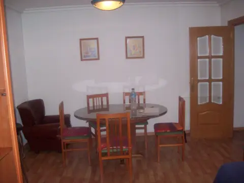 Piso en calle de los Hermanos Quintero, 1