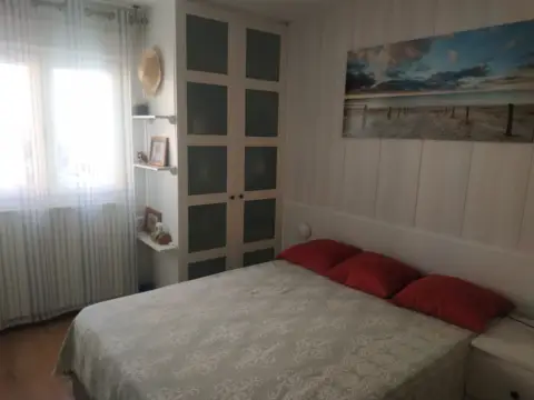 Piso en calle de Canalejas, 16