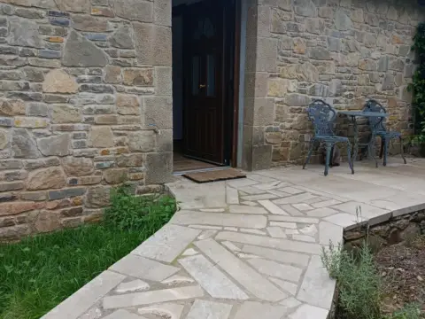 Casa unifamiliar en calle Carme Auguet I Comalada,  36